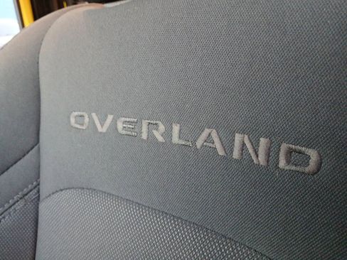 Certified 2023 Jeep Gladiator Overland image 50