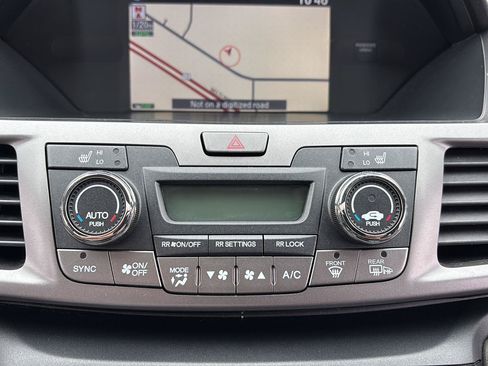 Used 2015 Honda Odyssey Touring Elite image 32