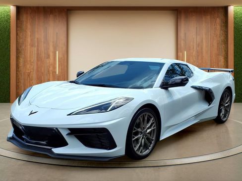 Used 2025 Chevrolet Corvette Stingray Preferred Conv w/ Z51 Performance Package RWD image 26