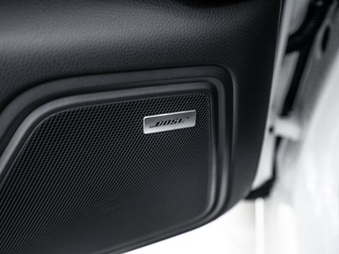 New 2026 Porsche Macan S image 18