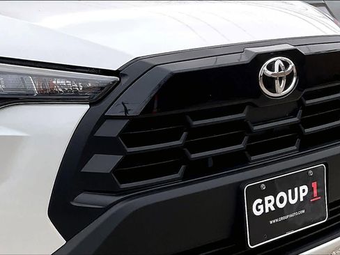 Used 2026 Toyota Corolla Cross LE w/ Moonroof Package image 30