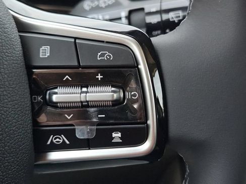 New 2026 Kia Carnival EX FWD image 21
