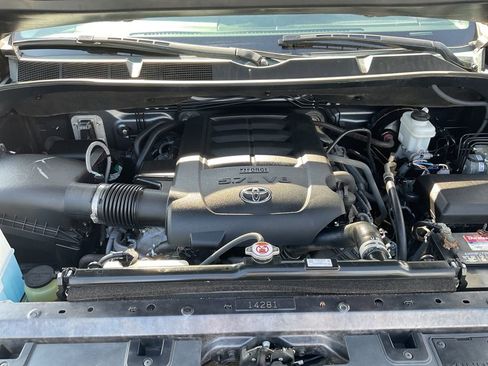 Used 2021 Toyota Tundra SR5 w/ SR5 Leather Package image 24