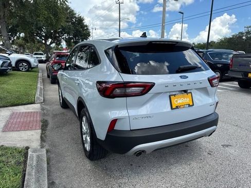 Used 2025 Ford Escape Active AWD/4WD image 5