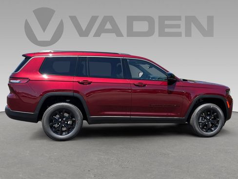 New 2026 Jeep Grand Cherokee L 2WD image 6
