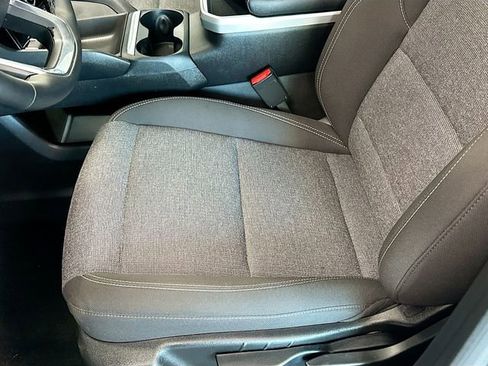 Used 2025 GMC Terrain Elevation w/ Black Edition image 18