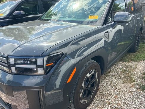 Used 2025 Hyundai Santa Fe SEL image 1