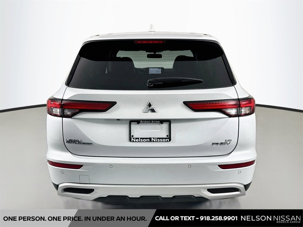 Used 2023 Mitsubishi Outlander Ralliart AWD/4WD image 6