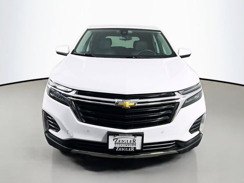 Used 2023 Chevrolet Equinox LT w/ Driver Convenience Package AWD/4WD image 2