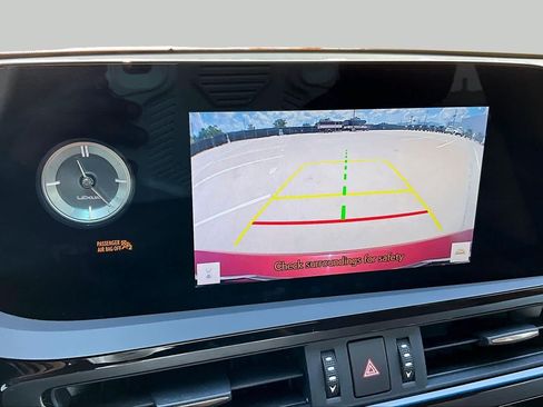 Used 2025 Lexus ES 350 w/ Premium Package FWD image 27
