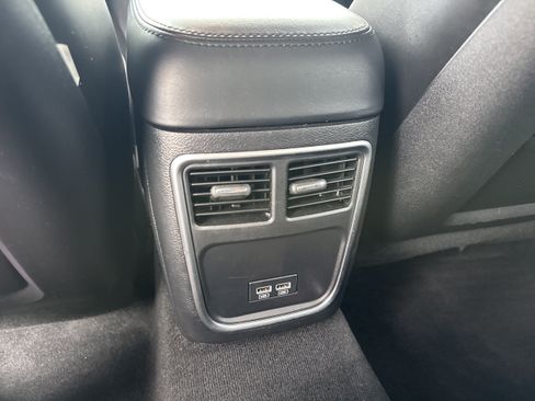 Used 2021 Chrysler 300 Touring L RWD image 15