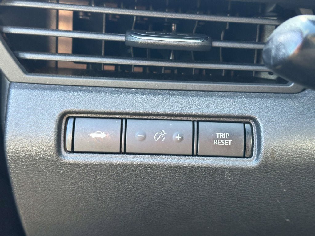 Used 2020 Nissan Altima 2.5 S AWD/4WD image 31