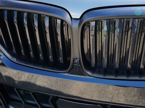 Used 2024 BMW X5 sDrive40i w/ M Sport Package RWD image 14