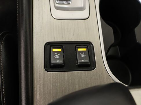 Used 2018 Nissan Murano SL w/ Moonroof Package FWD image 8