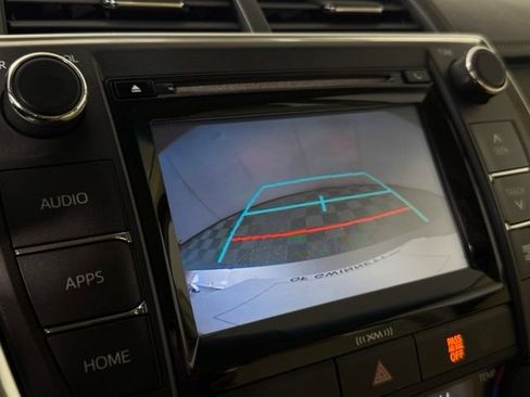 Used 2016 Toyota Camry XLE FWD image 19