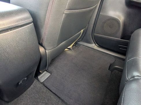 Used 2018 Toyota RAV4 XLE image 30