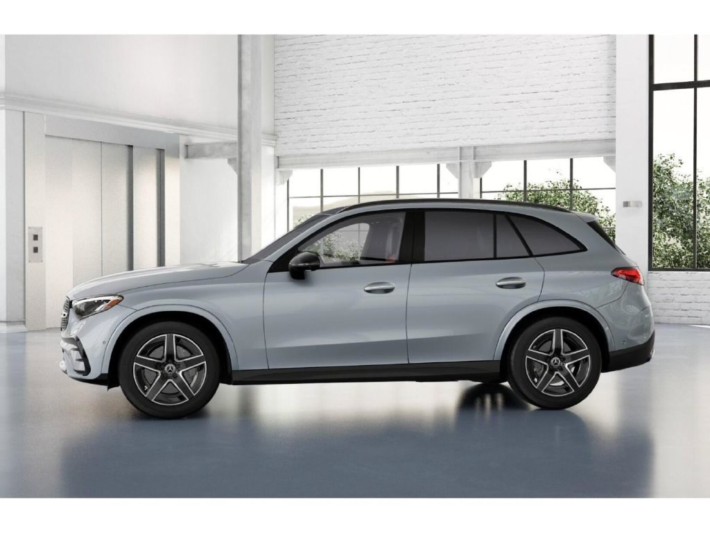 Used 2026 Mercedes-Benz GLC 300 4MATIC image 35