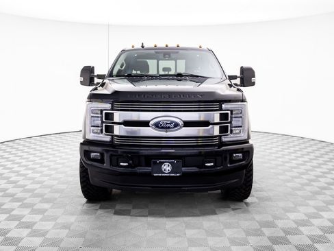 Used 2019 Ford F250 Limited image 2