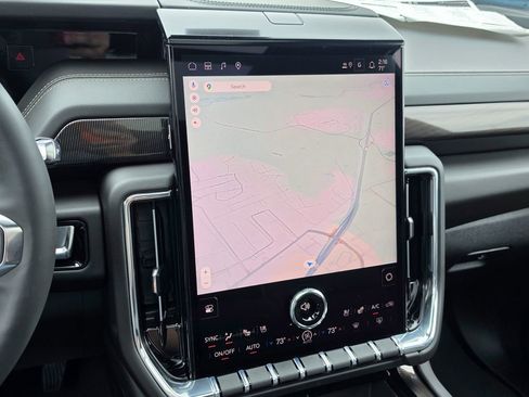 New 2026 GMC Yukon Elevation w/ Elevation Premium Package AWD/4WD image 22
