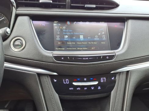 Used 2018 Cadillac XT5 Luxury w/ Driver Awareness Package AWD/4WD image 20