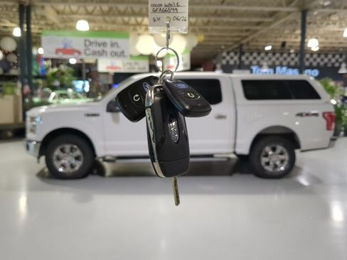 Used 2016 Ford F150 XLT w/ Equipment Group 301A Mid AWD/4WD image 4