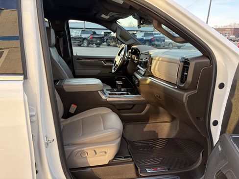 Used 2025 Chevrolet Silverado 1500 LTZ w/ Max Trailering Package image 22