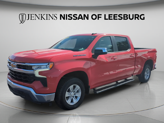 Used 2024 Chevrolet Silverado 1500 LT w/ Protection Package RWD image 9