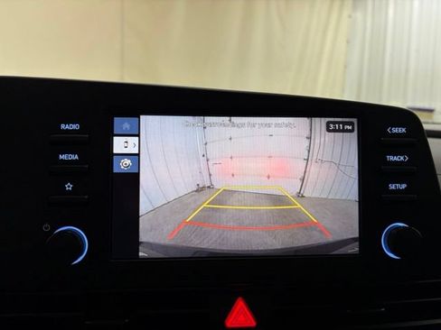 Used 2025 Hyundai Elantra Sport FWD image 37