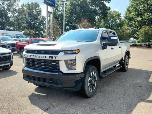 Used 2021 Chevrolet Silverado 2500 Custom w/ Custom Value Package AWD/4WD image 4