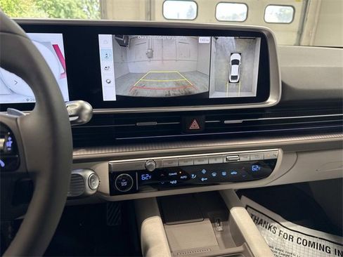 New 2025 Hyundai Ioniq 6 Limited image 9