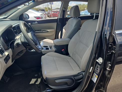 Used 2022 Kia Sportage LX FWD image 10
