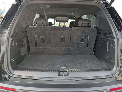 Used 2024 Chevrolet Traverse LT image 27