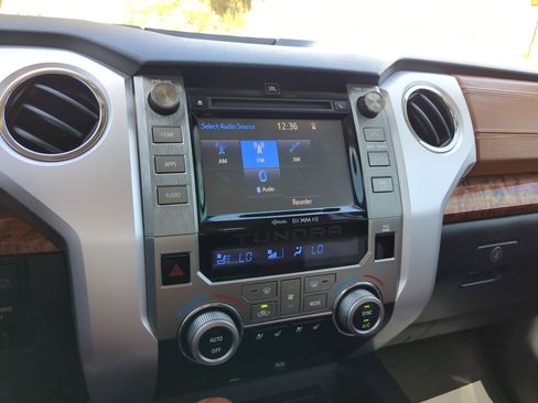 Used 2018 Toyota Tundra SR5 image 21