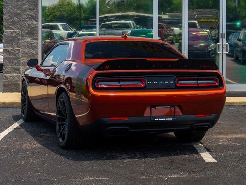 Used 2023 Dodge Challenger SRT Hellcat w/ Driver Convenience Group RWD image 4