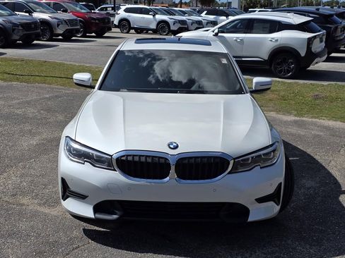 Used 2020 BMW 330i Sedan w/ Premium Package RWD image 3