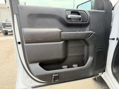 Used 2022 Chevrolet Silverado 1500 Custom w/ LPO, Dark Essentials Package AWD/4WD image 11