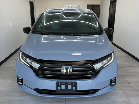 Used 2023 Honda Odyssey Sport image 7
