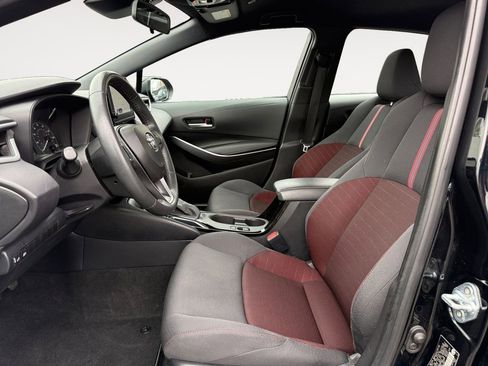 Certified 2024 Toyota Corolla SE image 9