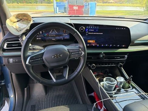 Used 2024 Chevrolet Traverse LS w/ Midnight/Sport Edition image 13