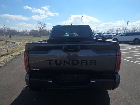 Used 2024 Toyota Tundra Limited AWD/4WD image 9