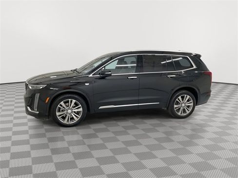 Certified 2025 Cadillac XT6 Premium Luxury w/ Platinum Package image 5