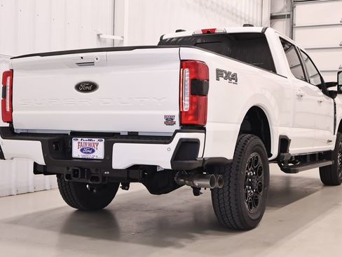 New 2026 Ford F350 Lariat AWD/4WD image 9