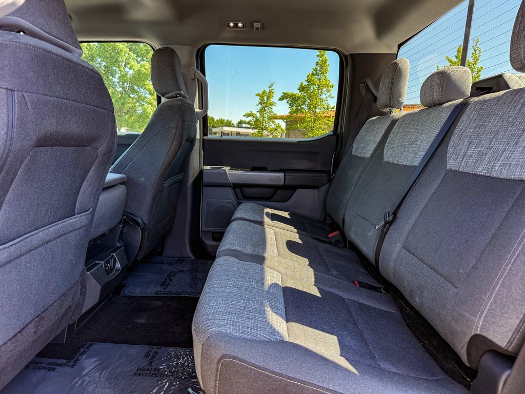 Used 2023 Ford F150 XLT AWD/4WD image 18