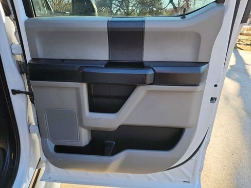 Used 2020 Ford F250 XL w/ STX Appearance Package image 29