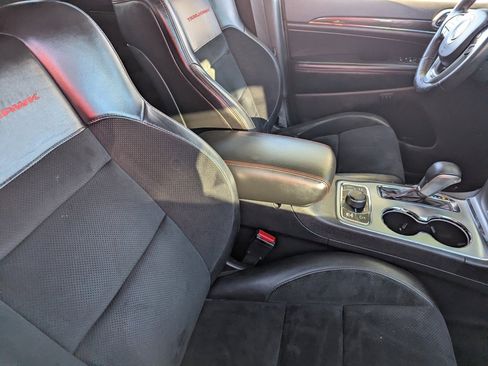 Used 2018 Jeep Grand Cherokee Trailhawk image 11
