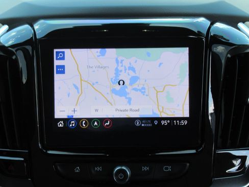 Certified 2023 Chevrolet Traverse Premier FWD image 15