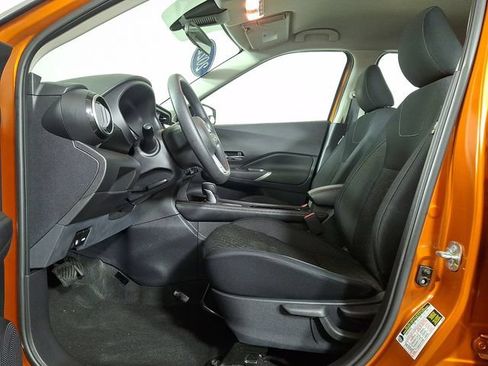 Used 2022 Nissan Kicks SV FWD image 15