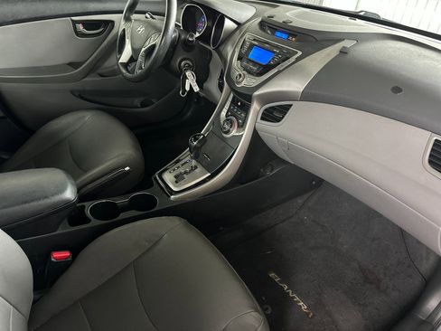 Used 2013 Hyundai Elantra Limited image 14