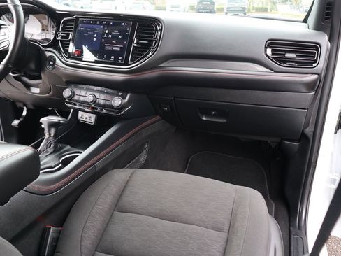 Used 2025 Dodge Durango GT AWD/4WD image 33