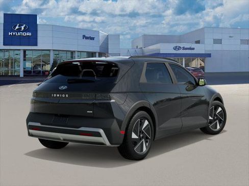 New 2025 Hyundai Ioniq 5 SEL image 4